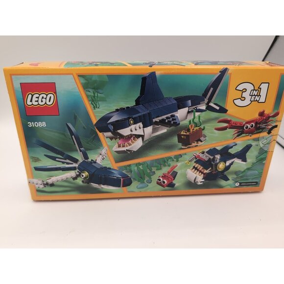 *BRAND NEW* Lego Creator 3in1 Deep Sea Creatures Shark Set #31088 RETIRED! - Picture 2 of 2